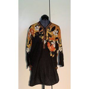 Sapphire Kurta, Size Small, Orange/ Black Floral Pre-owned